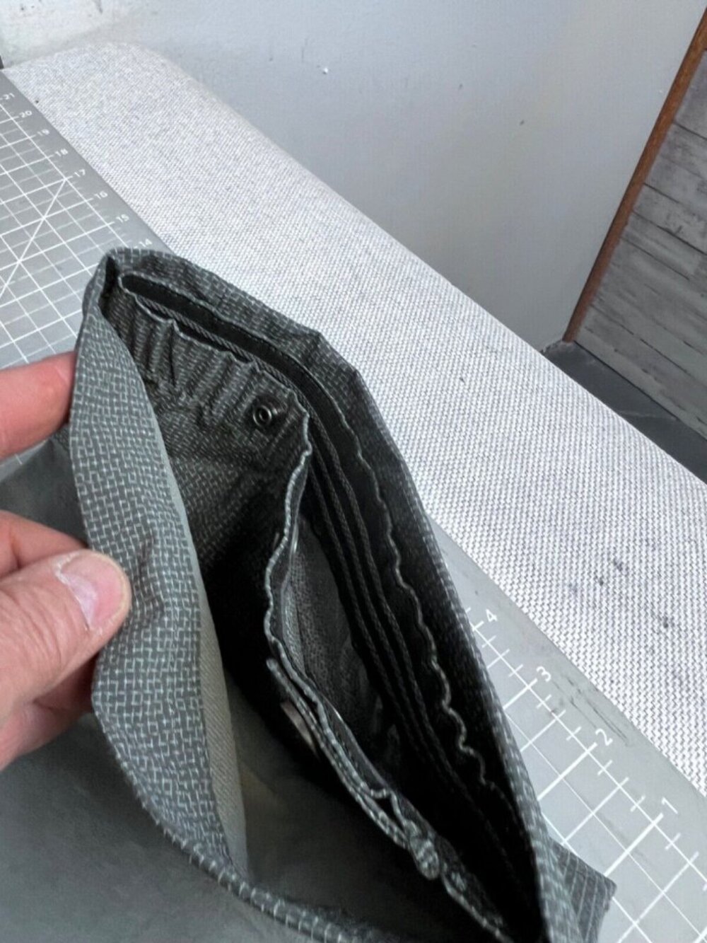 Men's Upland Hunting Softshell Pant Slate/Dark Shadow Size 46/32 Orvis - Picture 3 of 10